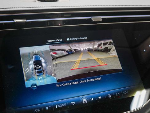 Used 2025 Mercedes-Benz E 350 Sedan image 25