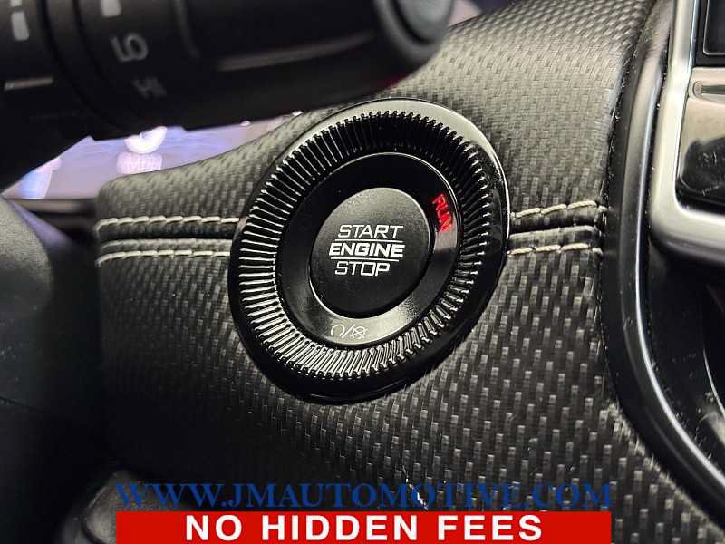 Used 2022 Jeep Compass Latitude w/ Sun and Sound Group AWD/4WD image 44