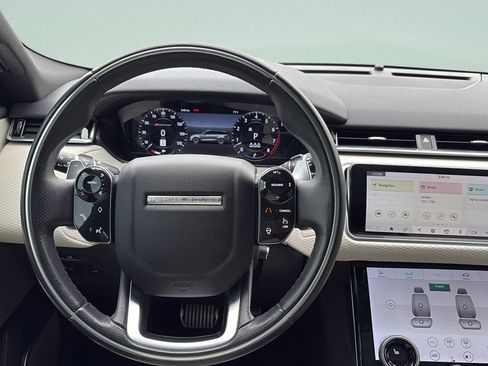 Used 2019 Land Rover Range Rover Velar R-Dynamic SE AWD/4WD image 12