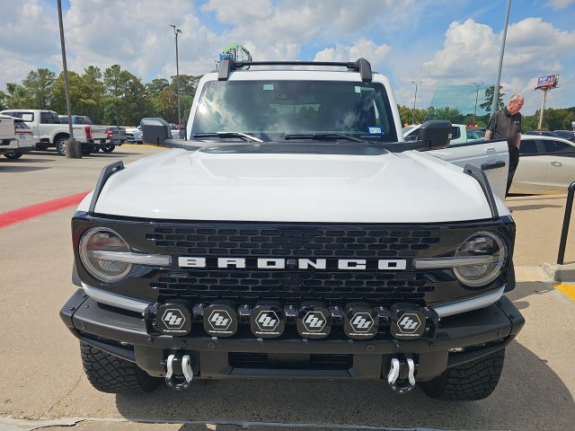 Used 2022 Ford Bronco Wildtrak AWD/4WD image 9