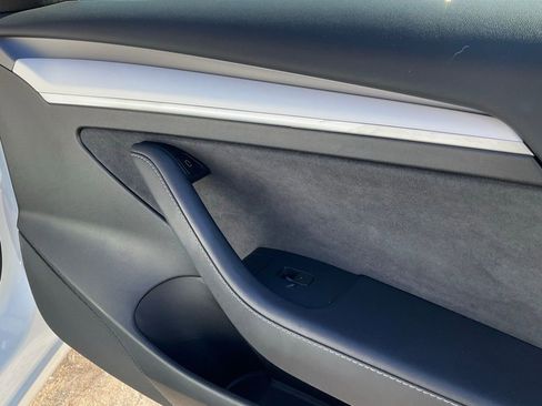 Used 2023 Tesla Model 3 Standard Range image 69