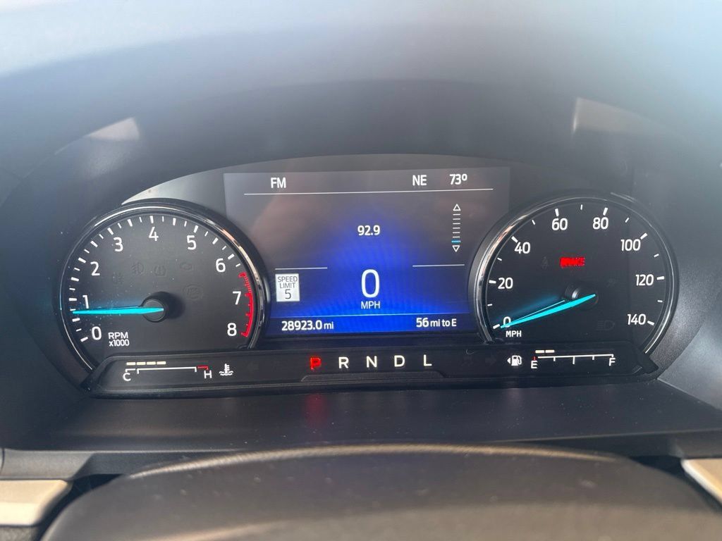 Used 2022 Ford Explorer XLT w/ Equipment Group 202A AWD/4WD image 19