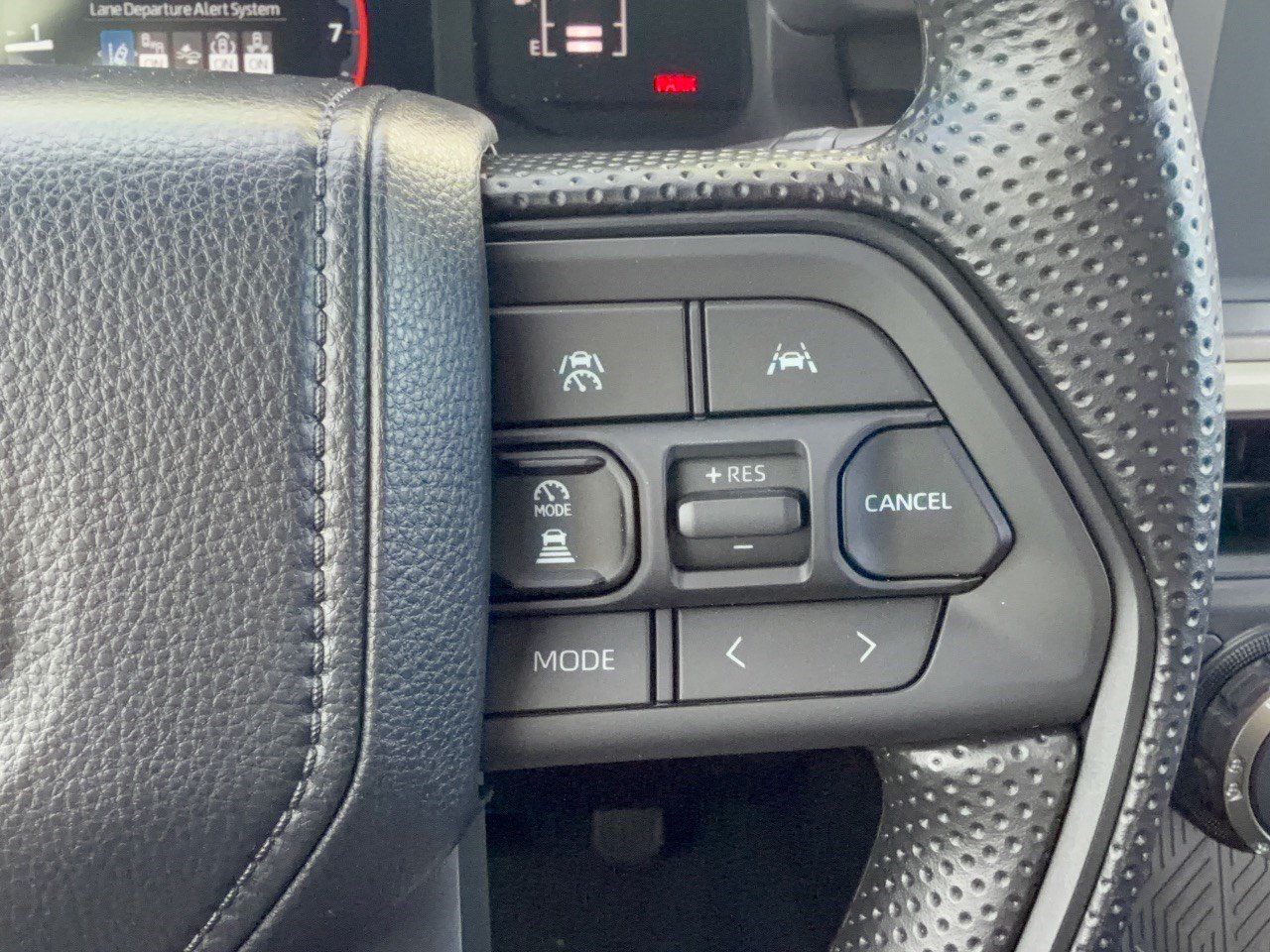 Used 2026 Toyota Tacoma SR5 RWD image 19