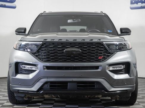 Used 2022 Ford Explorer ST w/ Equipment Group 401A image 2