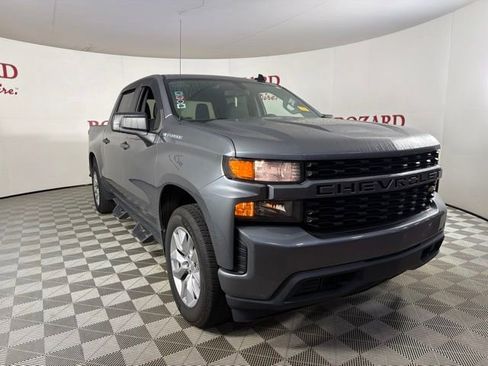 Used 2022 Chevrolet Silverado 1500 Custom AWD/4WD image 1