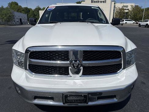 Used 2020 RAM 1500 Classic SLT AWD/4WD image 2