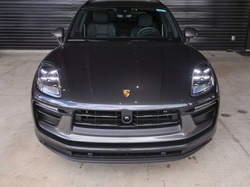 New 2026 Porsche Macan T AWD/4WD image 11