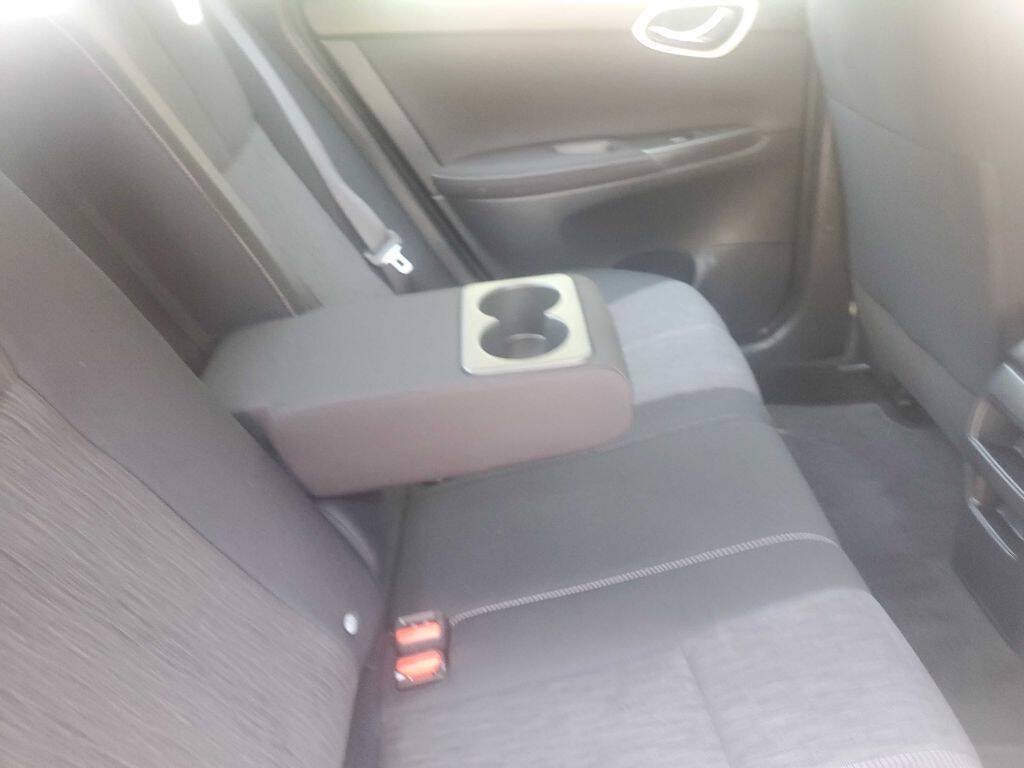 Used 2014 Nissan Sentra SV FWD image 24