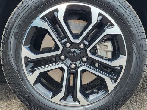 Certified 2024 Jeep Compass Limited AWD/4WD image 17