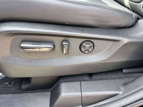 Used 2025 Honda Odyssey EX-L image 17