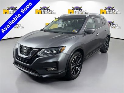 Used 2017 Nissan Rogue SL