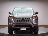 Used 2024 Nissan Frontier SV w/ SV Convenience Package image 2