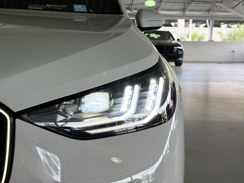 New 2026 BMW X3 xDrive30 w/ Premium Package image 9