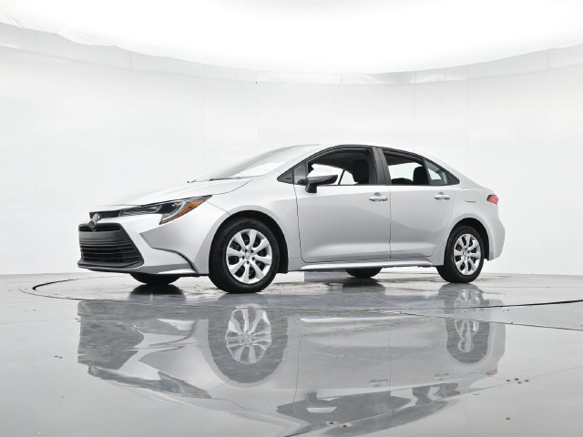 Used 2024 Toyota Corolla LE FWD image 37