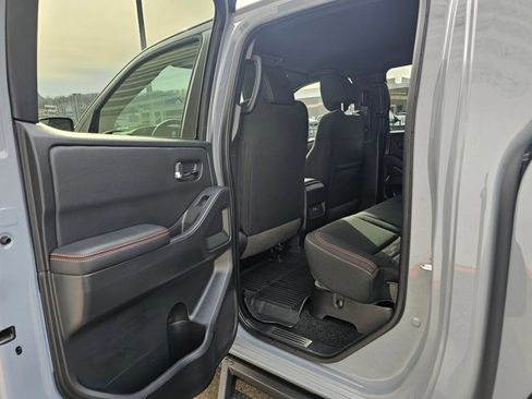 Used 2024 Nissan Frontier Pro-X w/ Technology Package image 14