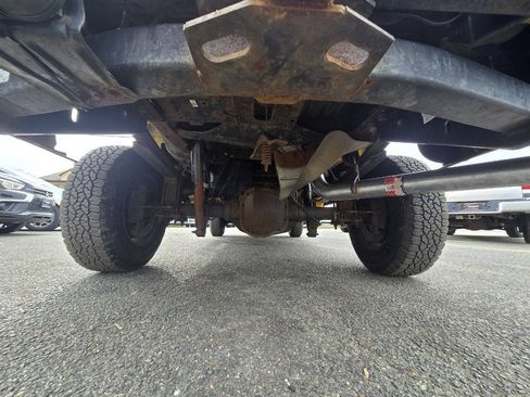 Used 2014 Ford F250 XL w/ Snow Plow Prep Package AWD/4WD image 17
