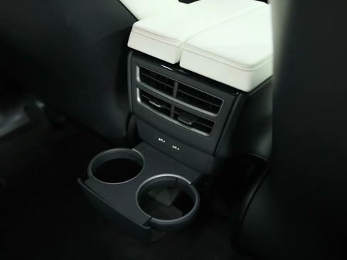 Used 2019 Tesla Model X 100D image 41