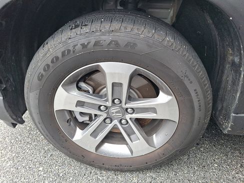Used 2023 Honda Pilot EX-L image 4