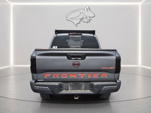 Used 2022 Nissan Frontier PRO-4X image 3