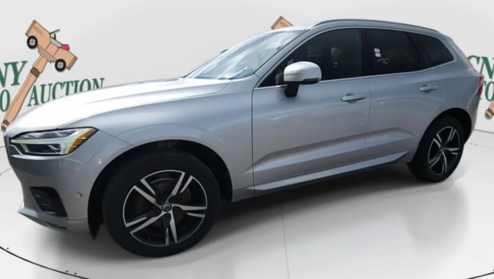 Used 2019 Volvo XC60 T5 R-Design AWD/4WD image 5