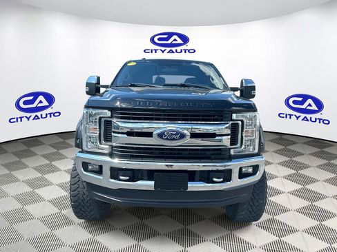 Used 2019 Ford F250 XLT w/ XLT Premium Package AWD/4WD image 10