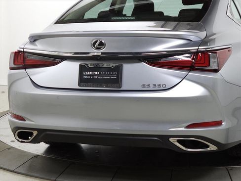 Certified 2024 Lexus ES 350 w/ Premium Package image 9