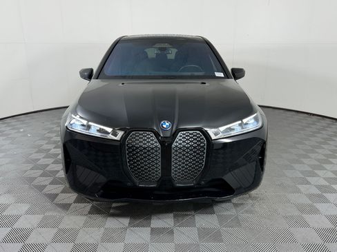 Certified 2024 BMW iX xDrive50 w/ Premium Package AWD/4WD image 6