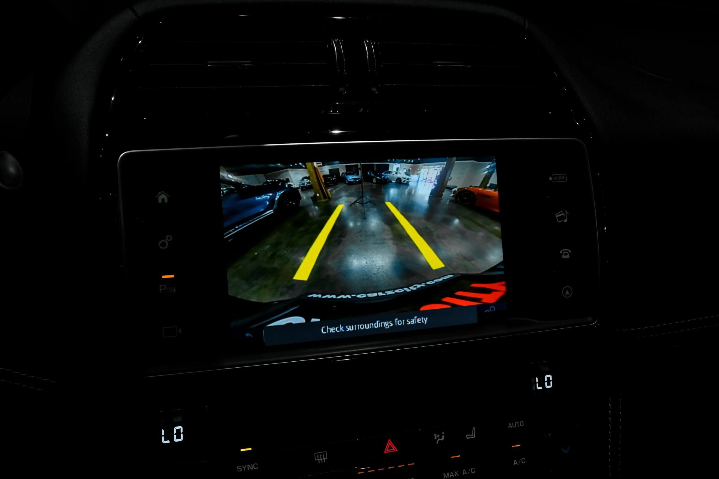 Used 2018 Jaguar F-PACE R-Sport AWD/4WD image 19