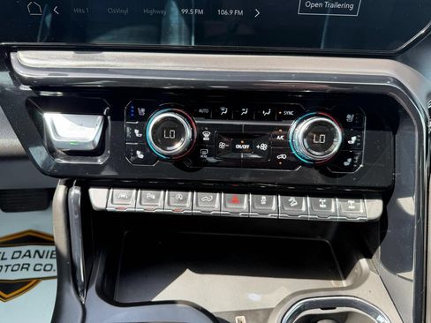 Used 2023 GMC Sierra 1500 AT4X w/ AT4X AEV Edition AWD/4WD image 23