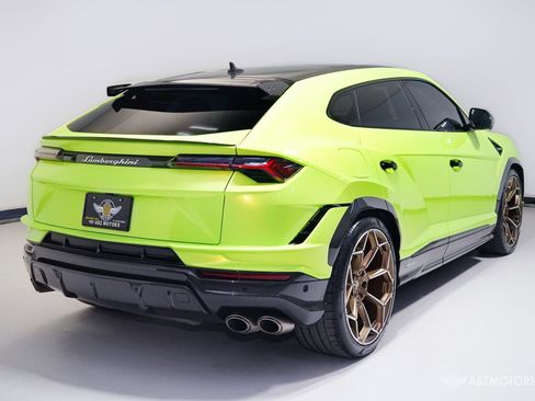 Used 2024 Lamborghini Urus Performante AWD/4WD image 6