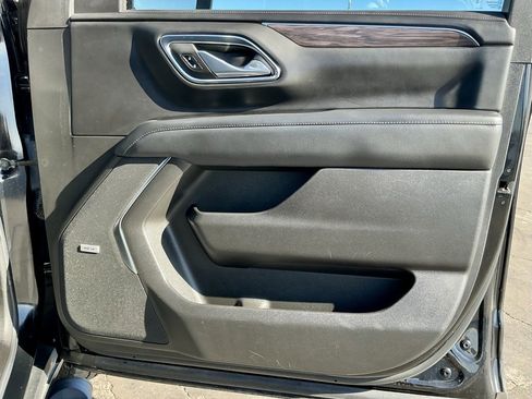 Used 2023 Chevrolet Tahoe Z71 w/ Luxury Package image 42