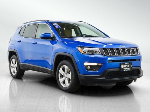 Used 2019 Jeep Compass Latitude w/ Cold Weather Group image 7