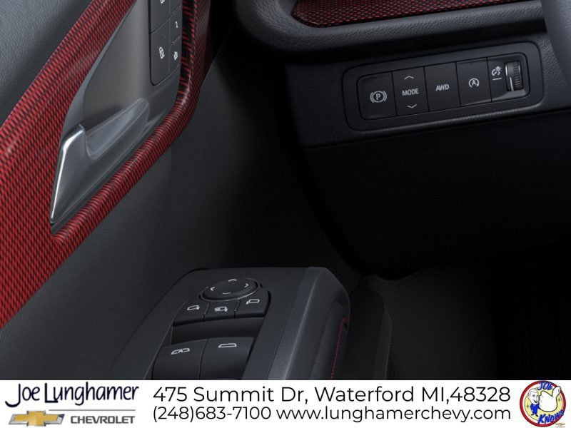 New 2027 Chevrolet Traverse RS w/ LPO, Floor Liner Package AWD/4WD image 24