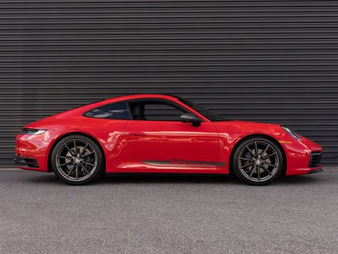 Certified 2024 Porsche 911 Carrera T RWD image 8
