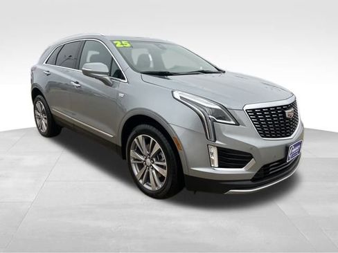 Used 2025 Cadillac XT5 Premium Luxury image 1