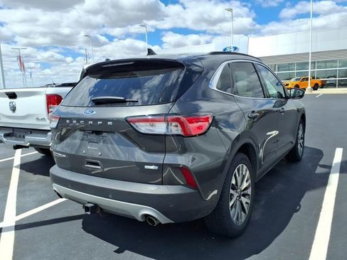 Certified 2020 Ford Escape Titanium AWD/4WD image 9