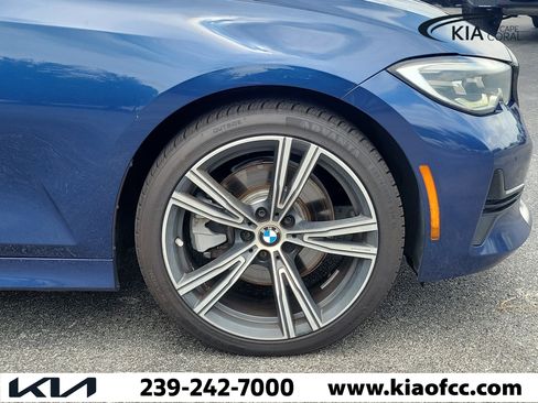 Used 2021 BMW 330i Sedan w/ Convenience Package RWD image 7