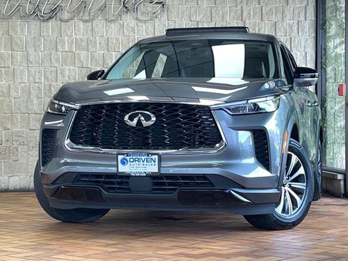 Used 2023 INFINITI QX60 Pure AWD/4WD image 2