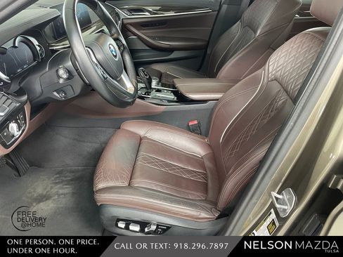 Used 2017 BMW 540i image 21