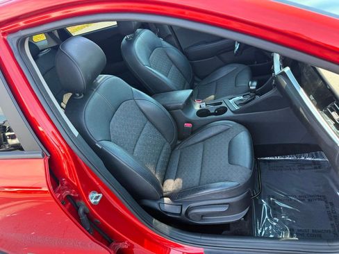 Used 2022 Kia Niro LXS image 32