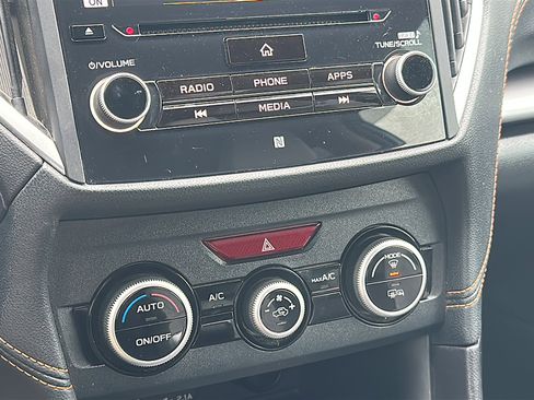 Used 2022 Subaru Crosstrek 2.5i Limited image 33