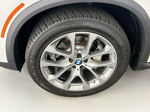 Used 2022 BMW X5 xDrive40i AWD/4WD image 11