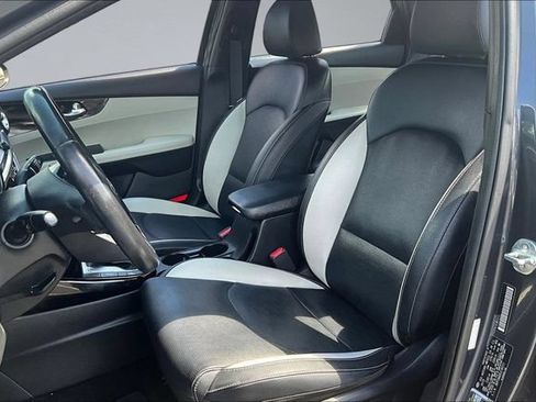 Used 2020 Kia Forte EX FWD image 21