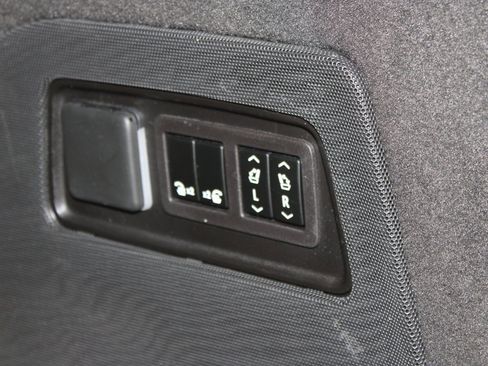 Used 2023 Cadillac Escalade Premium Luxury Platinum image 54