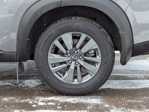 Certified 2024 Nissan Pathfinder S image 10