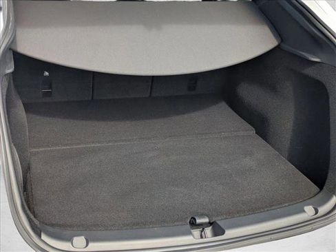 Used 2023 Tesla Model Y Long Range image 6