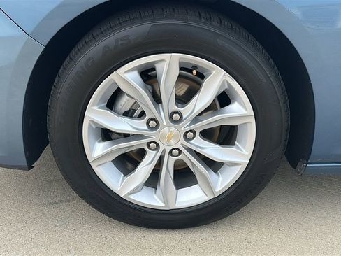 Used 2024 Chevrolet Malibu LT FWD image 7