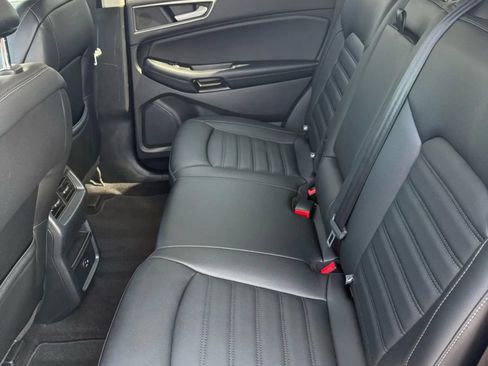 Used 2022 Ford Edge SEL AWD/4WD image 29