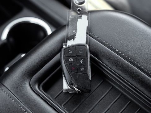 Used 2022 Chevrolet Suburban LT w/ Luxury Package image 64