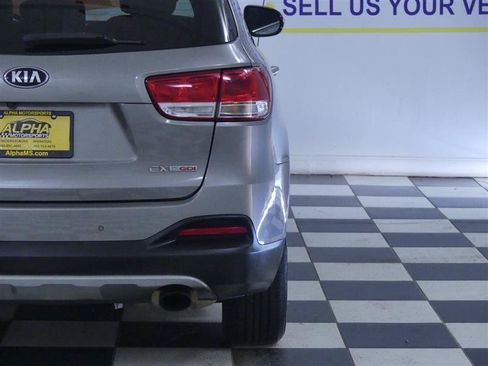 Used 2018 Kia Sorento EX w/ EX Advanced Touring Package AWD/4WD image 31